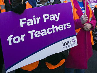 18,000 Teachers To Be Balloted...